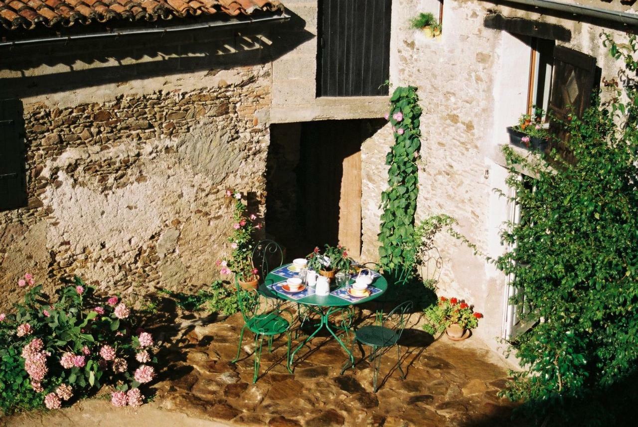 Topaze Sejour Chez Le Vigneron Monnieres  Exterior photo